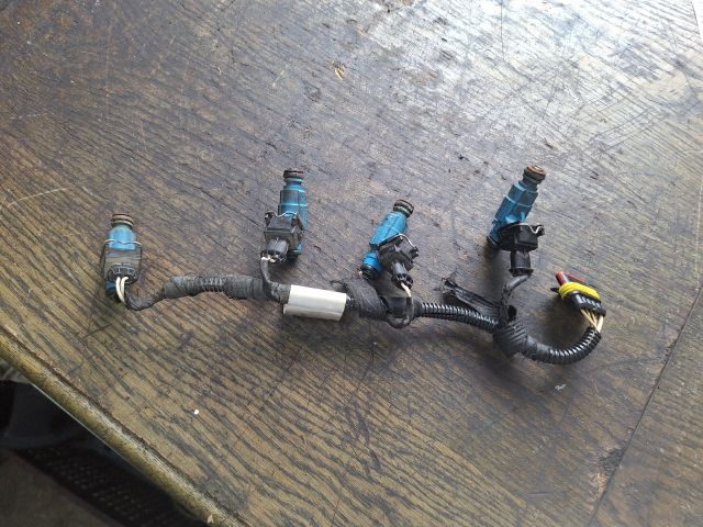 bontott FIAT BRAVA Porlasztó Sor / Híd