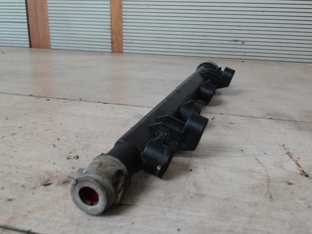 bontott FIAT BRAVA Porlasztó Sor / Híd