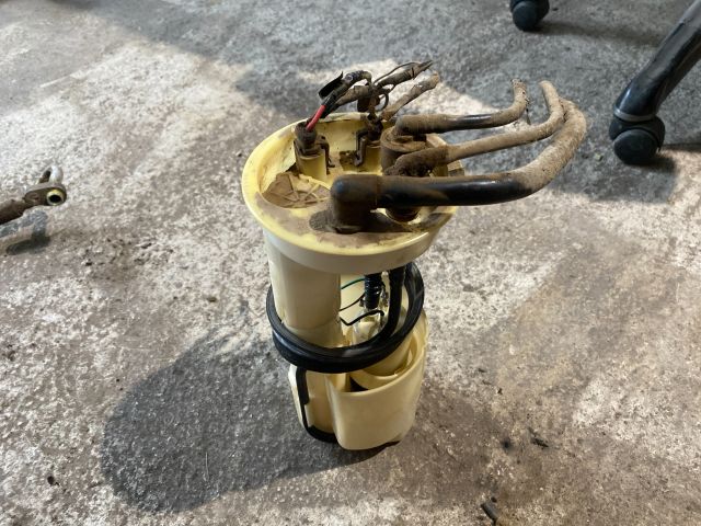 bontott FIAT BRAVA Üzemanyag Szivattyú
