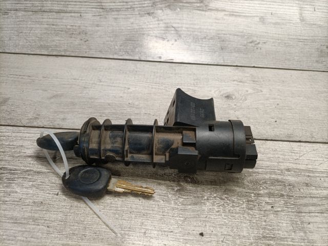 bontott FIAT BRAVA Gyújtáskapcsoló