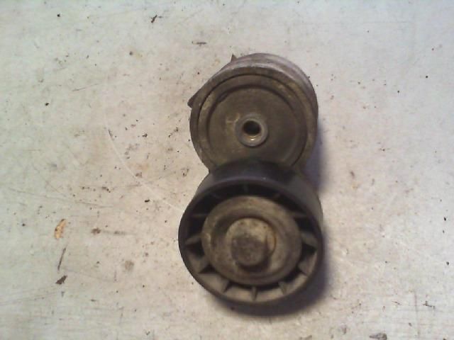 bontott FIAT BRAVA Szíjfeszítő Görgő