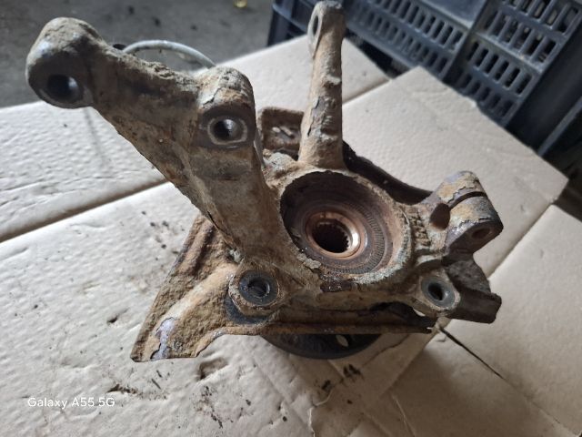 bontott FIAT BRAVA Bal első Csonkállvány Kerékaggyal