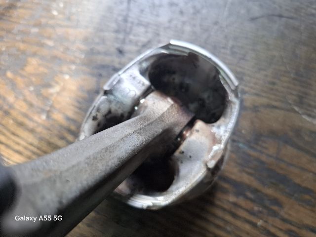 bontott FIAT BRAVA Dugattyú és Hajtókar