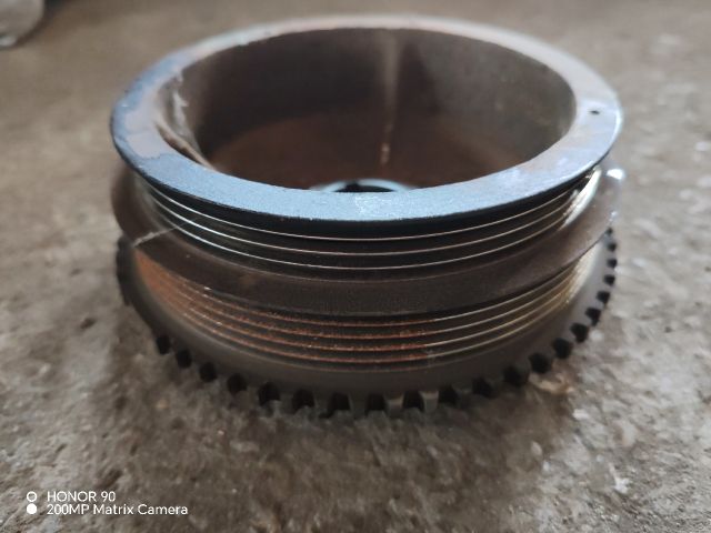 bontott FIAT BRAVA Főtengely Szíjtárcsa