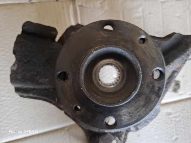 bontott FIAT BRAVA Jobb első Csonkállvány Kerékaggyal