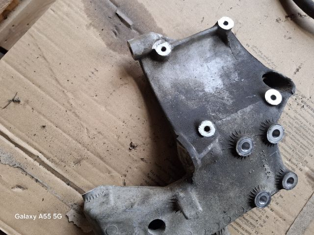 bontott FIAT BRAVA Motor Tartó Bak (Fém)