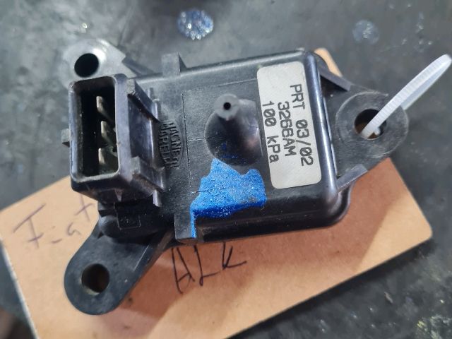 bontott FIAT BRAVA Szívócső Nyomásérzékelő