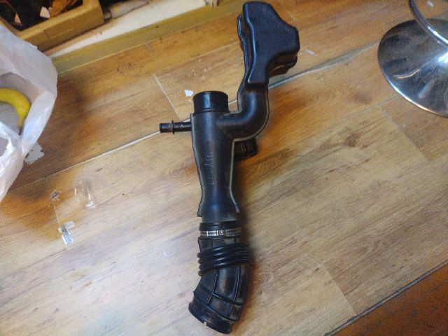 bontott FIAT BRAVA Légbeömlő Cső