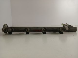 bontott FIAT BRAVA Porlasztó Sor / Híd