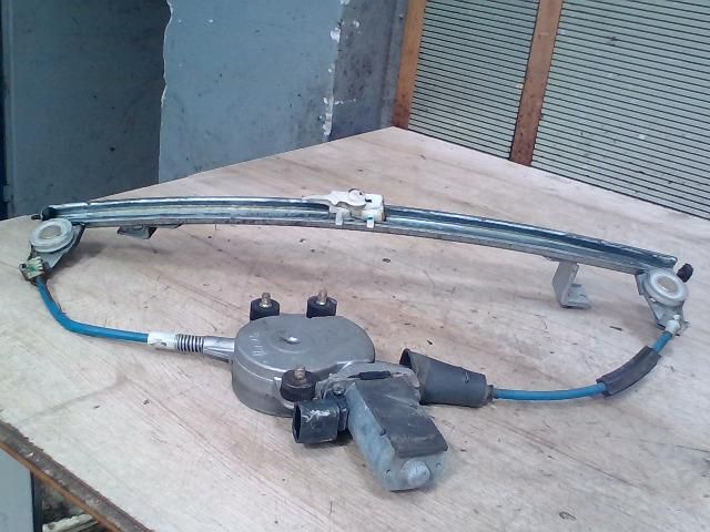 bontott FIAT BRAVA Bal első Ablakemelő Szerkezet (Elektromos)