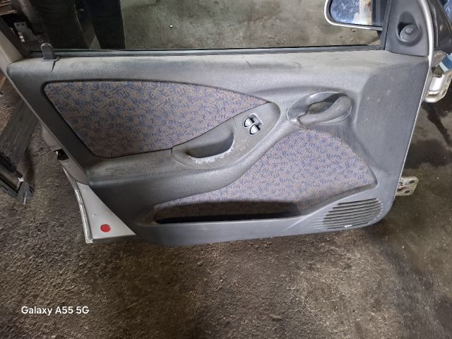 bontott FIAT BRAVA Bal első Ajtó (Részeivel)