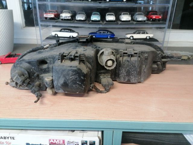 bontott FIAT BRAVA Bal Fényszóró