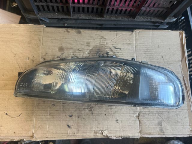 bontott FIAT BRAVA Bal Fényszóró