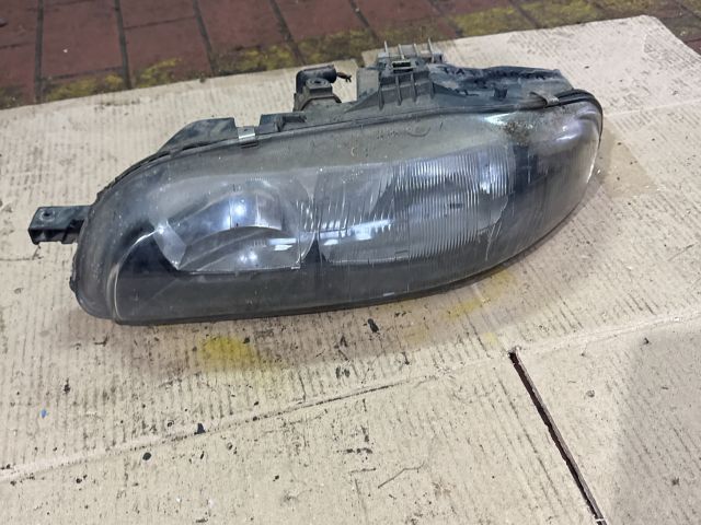 bontott FIAT BRAVA Bal Fényszóró