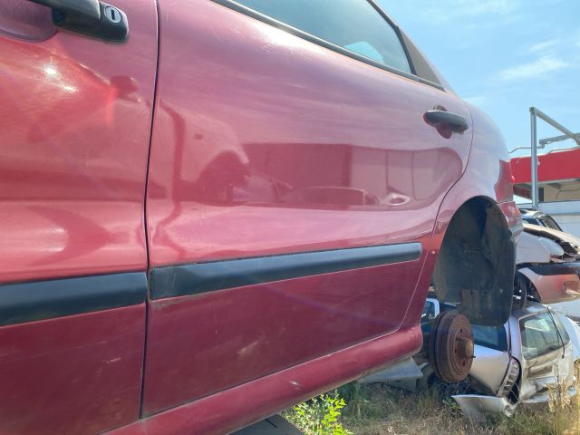 bontott FIAT BRAVA Bal hátsó Ajtó (Üres lemez)