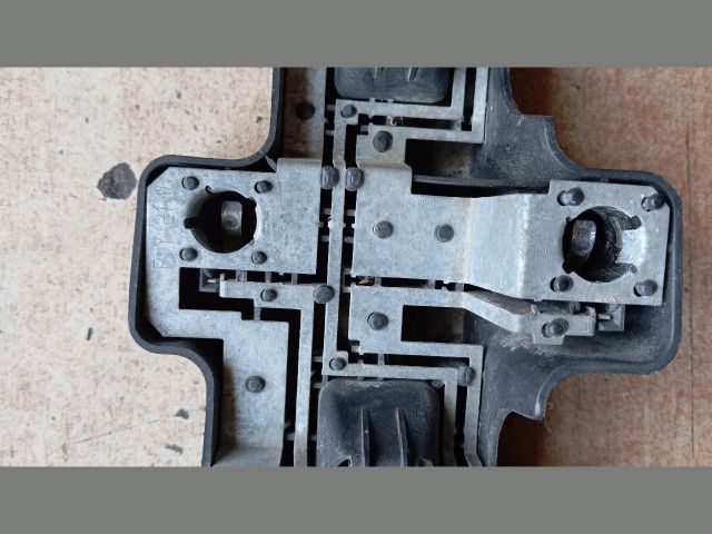 bontott FIAT BRAVA Bal Hátsó Lámpa Foglalat