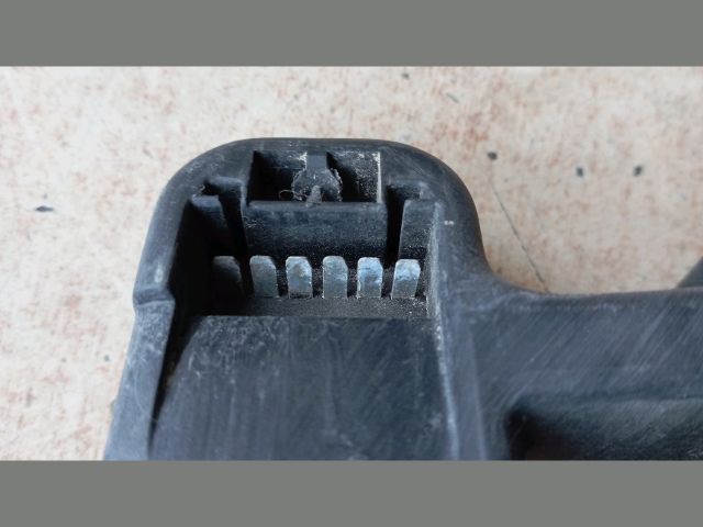 bontott FIAT BRAVA Bal Hátsó Lámpa Foglalat