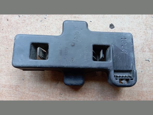 bontott FIAT BRAVA Bal Hátsó Lámpa Foglalat