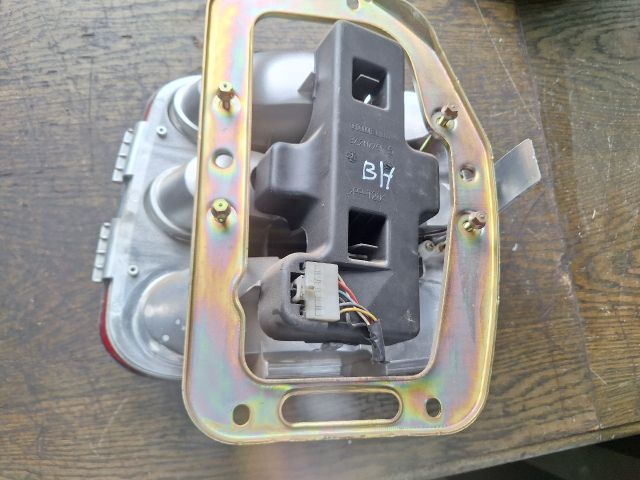 bontott FIAT BRAVA Bal Hátsó Lámpa