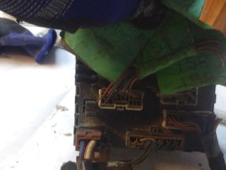 bontott FIAT BRAVA Biztosítéktábla Utastér