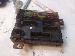 bontott FIAT BRAVA Biztosítéktábla Utastér