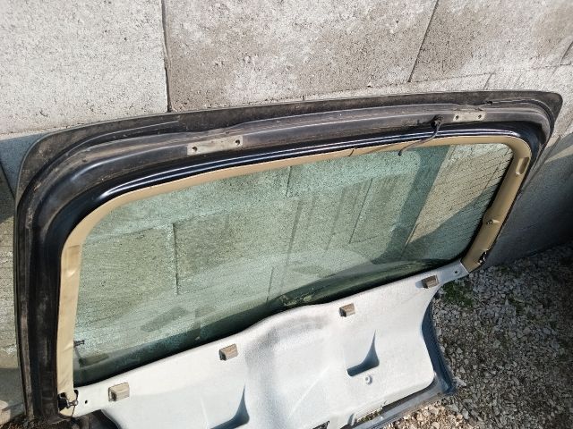 bontott FIAT BRAVA Csomagtérajtó (Részeivel)