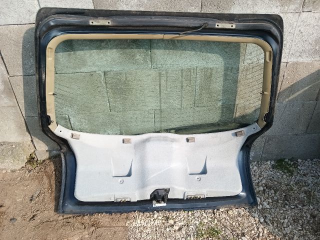 bontott FIAT BRAVA Csomagtérajtó (Részeivel)