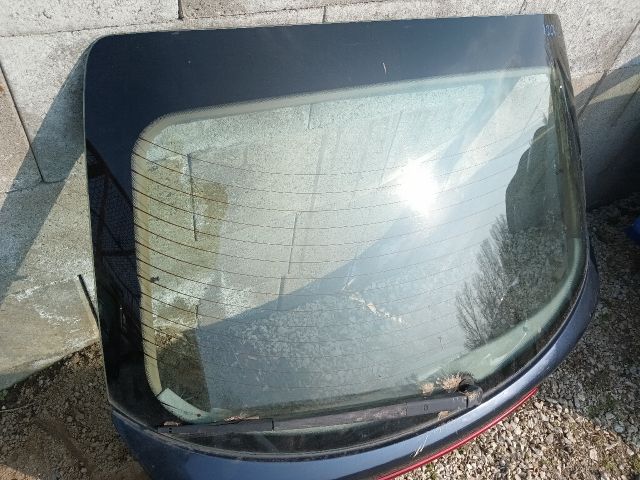 bontott FIAT BRAVA Csomagtérajtó (Részeivel)