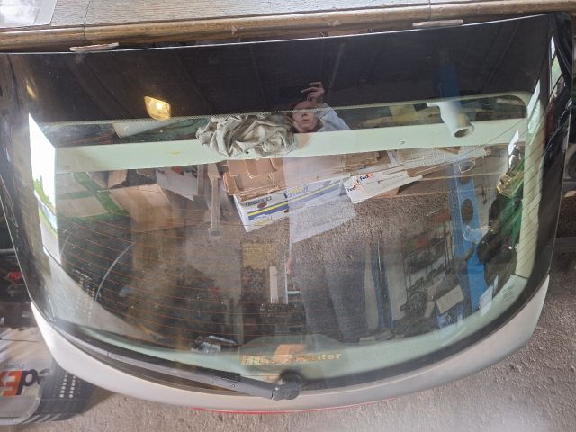 bontott FIAT BRAVA Csomagtérajtó (Részeivel)