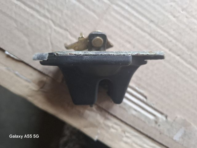 bontott FIAT BRAVA Csomagtérajtó Zárszerkezet