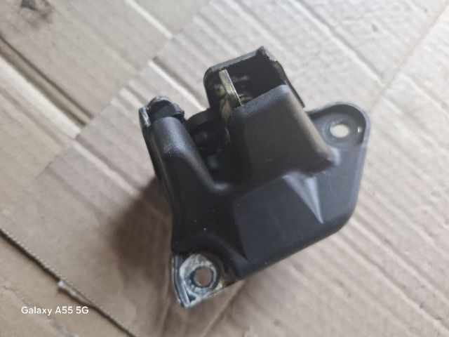 bontott FIAT BRAVA Csomagtérajtó Zárszerkezet