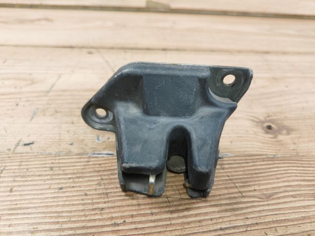 bontott FIAT BRAVA Csomagtérajtó Zárszerkezet