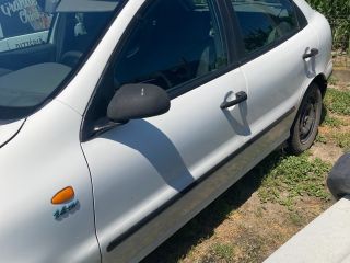 bontott FIAT BRAVA Első Ablakmosó Fúvóka