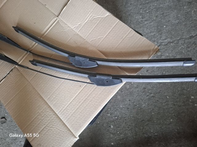 bontott FIAT BRAVA Első Ablaktörlő Kar