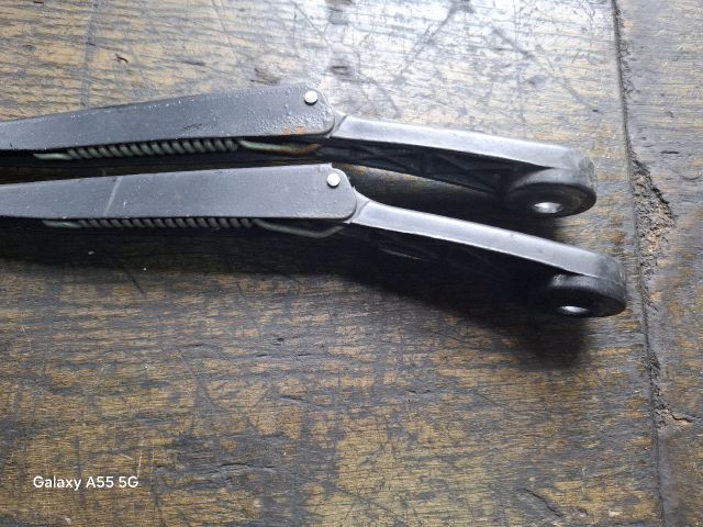 bontott FIAT BRAVA Első Ablaktörlő Kar