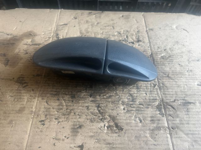 bontott FIAT BRAVA Első Hamutartó