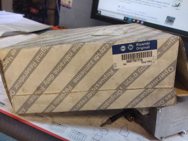 bontott FIAT BRAVA Hátsó Ablaktörlő Motor