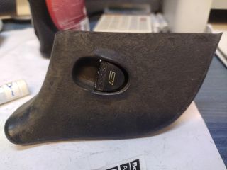 bontott FIAT BRAVA Jobb első Ablakemelő Kapcsoló