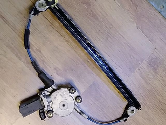 bontott FIAT BRAVA Jobb első Ablakemelő Szerkezet (Elektromos)