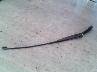 bontott FIAT BRAVA Jobb első Ablaktörlő Kar