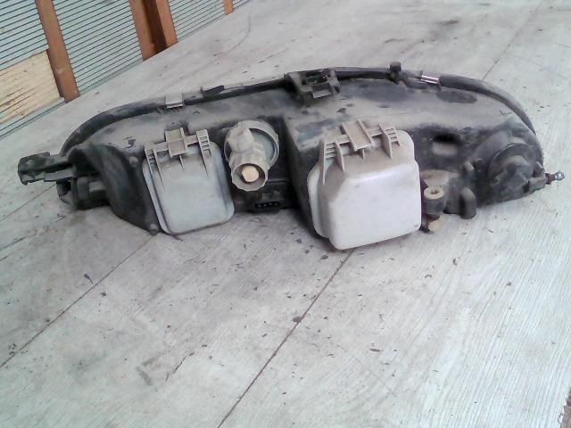 bontott FIAT BRAVA Jobb Fényszóró