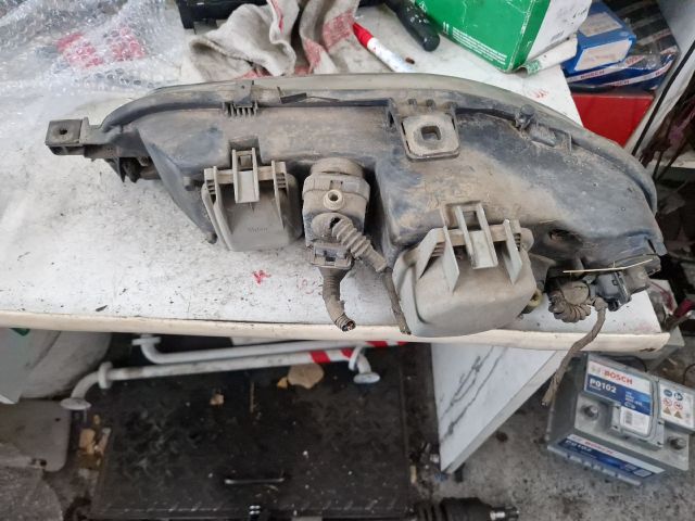 bontott FIAT BRAVA Jobb Fényszóró