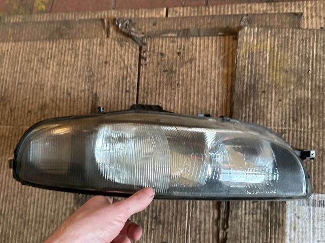 bontott FIAT BRAVA Jobb Fényszóró