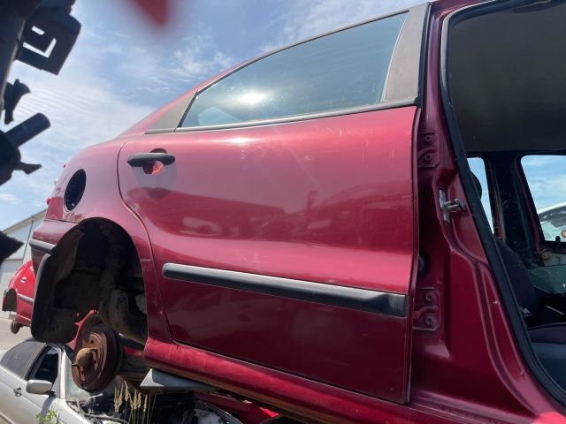 bontott FIAT BRAVA Jobb hátsó Ajtó (Üres lemez)