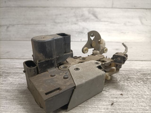 bontott FIAT BRAVA Jobb hátsó Ajtózár