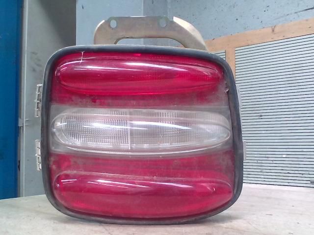 bontott FIAT BRAVA Jobb Hátsó Lámpa