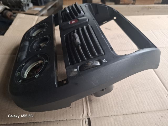 bontott FIAT BRAVA Középkonzol Keret