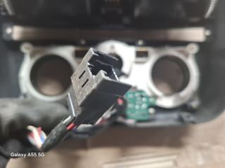 bontott FIAT BRAVA Középkonzol Keret