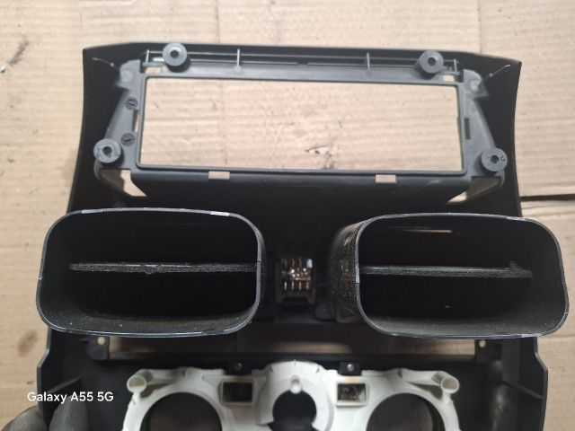 bontott FIAT BRAVA Középkonzol Keret