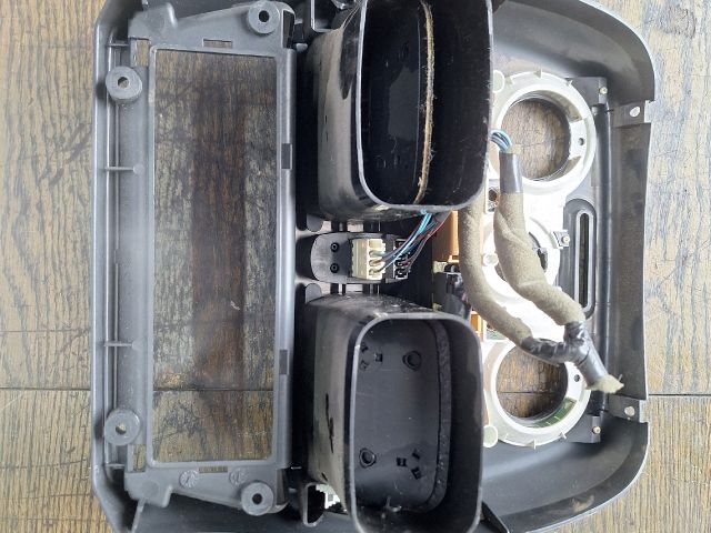 bontott FIAT BRAVA Középkonzol Keret